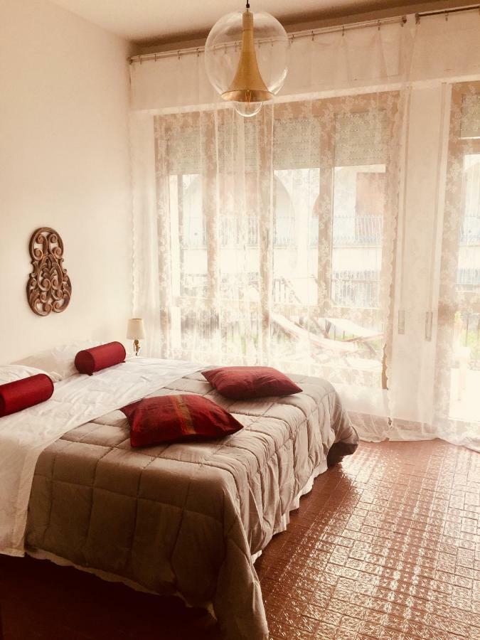 Azzurra Apartment Salo Luaran gambar
