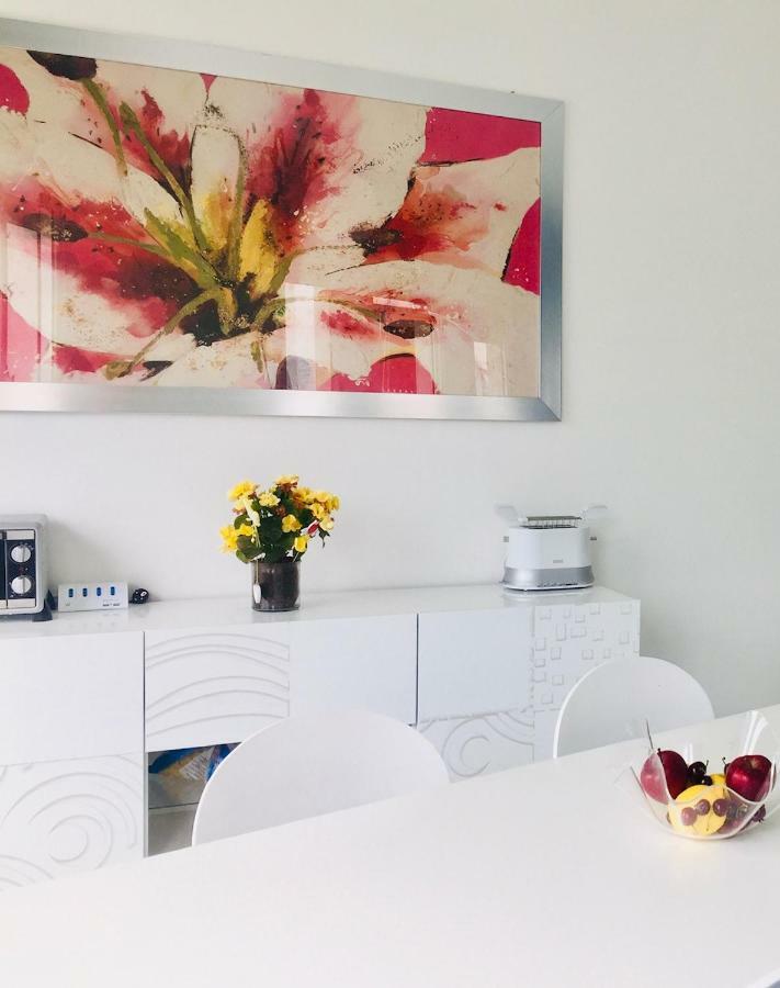 Azzurra Apartment Salo Luaran gambar